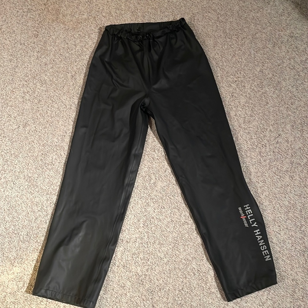 Xs helly Hansen rain pants 100% polyeurothane workwear rainwear